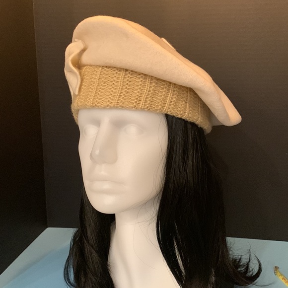 Forbusite cream hat with bow - Picture 2 of 12